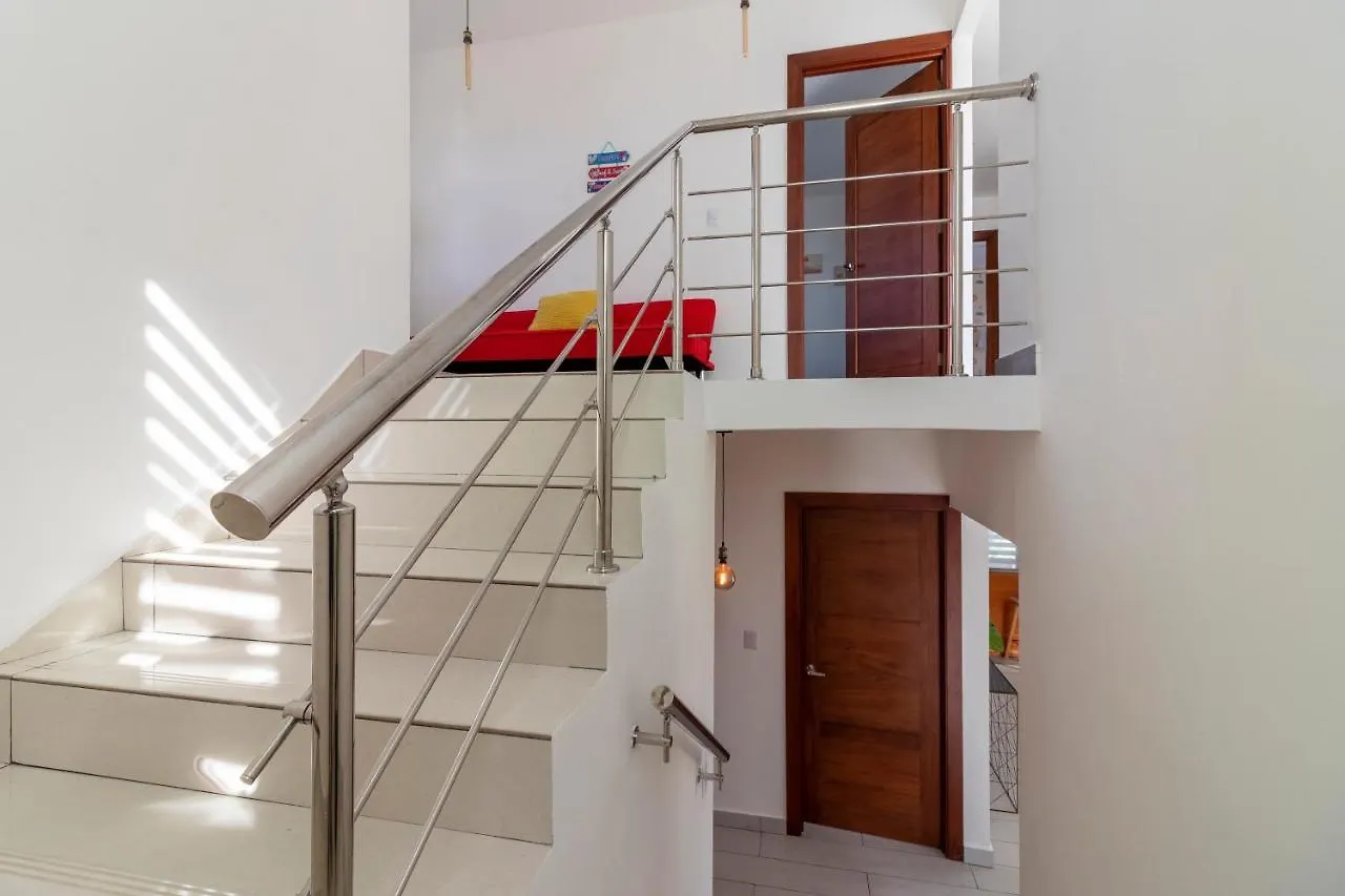 Modern 4-Br Villa With Pool In Punta Cana Residential Area República Dominicana
